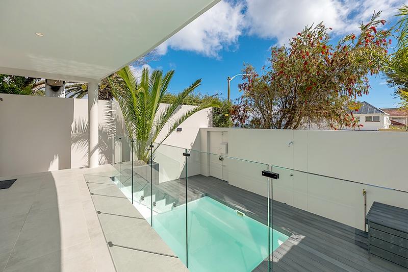 To Let 3 Bedroom Property for Rent in Camps Bay Western Cape